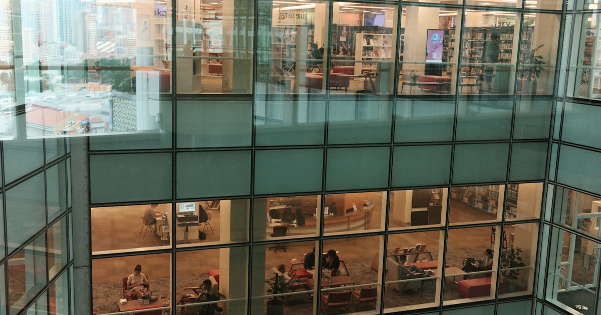 A large building with many windows in it